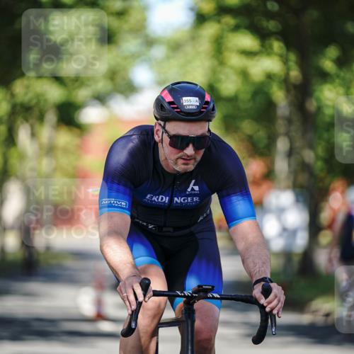 09.08.2026 - GEWOBA Citytriathlon Bremen Michael Burmester http://msf.ph/oto/9943906 09.08.2026 10:29:20 Radfahren 325, 327, 352, 355, 359, 396, 408, 478 meine-sportfotos.de