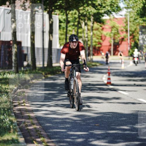 09.08.2026 - GEWOBA Citytriathlon Bremen Michael Burmester http://msf.ph/oto/9943922 09.08.2026 10:29:25 Radfahren 327, 352, 355, 359, 363, 396, 408, 478 meine-sportfotos.de