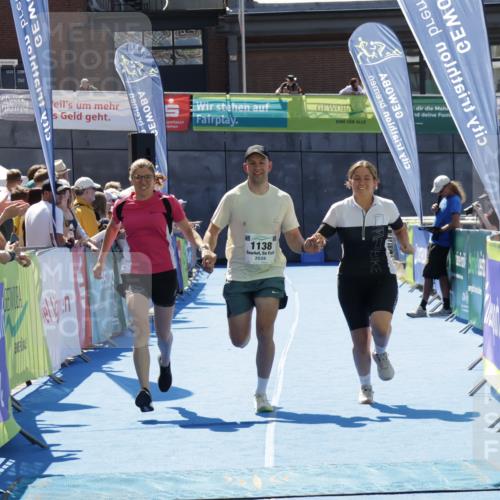 09.08.2026 - GEWOBA Citytriathlon Bremen Yannick Fuchs http://msf.ph/oto/9943923 09.08.2026 14:13:15 Ziel 1138 meine-sportfotos.de