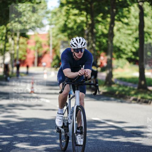 09.08.2026 - GEWOBA Citytriathlon Bremen Michael Burmester http://msf.ph/oto/9943968 09.08.2026 10:29:43 Radfahren 231, 289, 295, 298, 300, 312, 328, 363, 364, 379, 403, 406, 479 meine-sportfotos.de