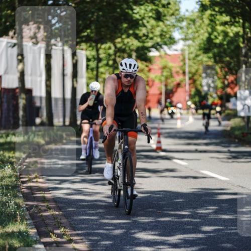 09.08.2026 - GEWOBA Citytriathlon Bremen Michael Burmester http://msf.ph/oto/9943980 09.08.2026 10:29:49 Radfahren 231, 289, 298, 300, 312, 328, 364, 379, 388, 403, 406, 479 meine-sportfotos.de