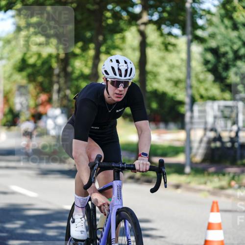 09.08.2026 - GEWOBA Citytriathlon Bremen Michael Burmester http://msf.ph/oto/9943987 09.08.2026 10:29:50 Radfahren 231, 289, 298, 312, 328, 364, 379, 388, 403, 406, 479, 528 meine-sportfotos.de