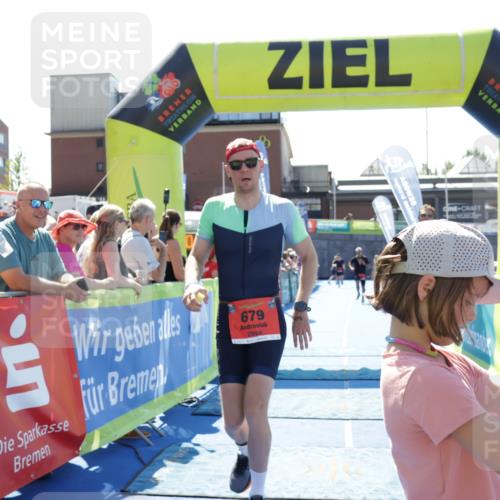 09.08.2026 - GEWOBA Citytriathlon Bremen Yannick Fuchs http://msf.ph/oto/9943988 09.08.2026 14:13:48 Ziel 679, 781, 788 meine-sportfotos.de