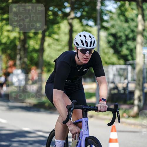 09.08.2026 - GEWOBA Citytriathlon Bremen Michael Burmester http://msf.ph/oto/9943990 09.08.2026 10:29:51 Radfahren 231, 289, 298, 312, 328, 364, 379, 388, 403, 406, 479, 528 meine-sportfotos.de