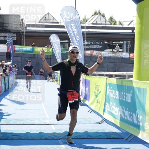 09.08.2026 - GEWOBA Citytriathlon Bremen Yannick Fuchs http://msf.ph/oto/9944001 09.08.2026 14:13:52 Ziel 548, 781, 788 meine-sportfotos.de