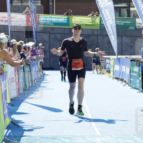 09.08.2026 - GEWOBA Citytriathlon Bremen Yannick Fuchs http://msf.ph/oto/9944010 09.08.2026 14:13:55 Ziel 548, 781 meine-sportfotos.de