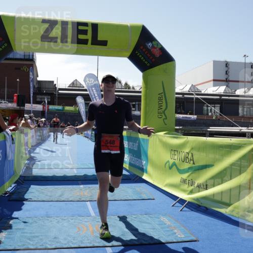 09.08.2026 - GEWOBA Citytriathlon Bremen Yannick Fuchs http://msf.ph/oto/9944027 09.08.2026 14:13:58 Ziel 548, 607 meine-sportfotos.de