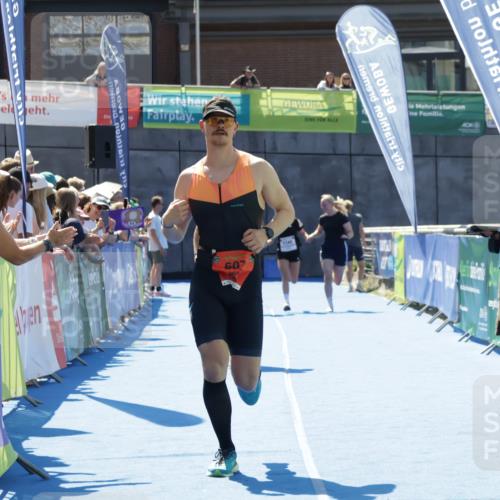09.08.2026 - GEWOBA Citytriathlon Bremen Yannick Fuchs http://msf.ph/oto/9944029 09.08.2026 14:14:01 Ziel 548, 597, 607 meine-sportfotos.de