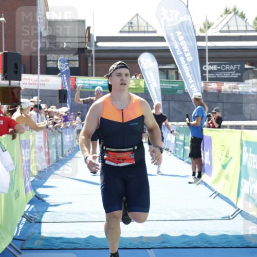09.08.2026 - GEWOBA Citytriathlon Bremen Yannick Fuchs http://msf.ph/oto/9944047 09.08.2026 14:14:05 Ziel 597, 607, 1145 meine-sportfotos.de