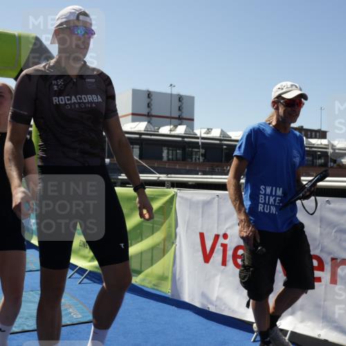 09.08.2026 - GEWOBA Citytriathlon Bremen Yannick Fuchs http://msf.ph/oto/9944096 09.08.2026 14:14:16 Ziel 759, 1130 meine-sportfotos.de