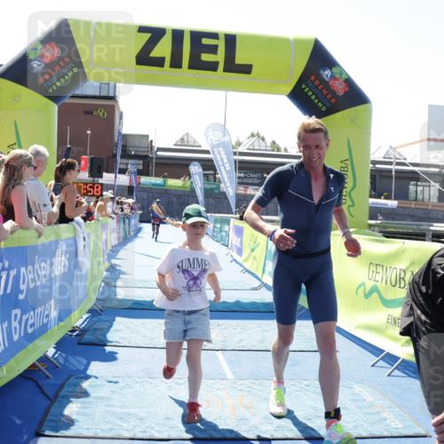 09.08.2026 - GEWOBA Citytriathlon Bremen Yannick Fuchs http://msf.ph/oto/9944111 09.08.2026 14:14:21 Ziel 759, 862, 1130 meine-sportfotos.de