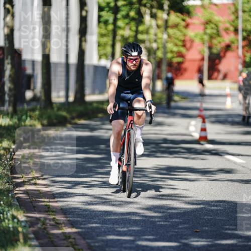 09.08.2026 - GEWOBA Citytriathlon Bremen Michael Burmester http://msf.ph/oto/9944117 09.08.2026 10:30:59 Radfahren 299, 311, 317, 320, 497 meine-sportfotos.de