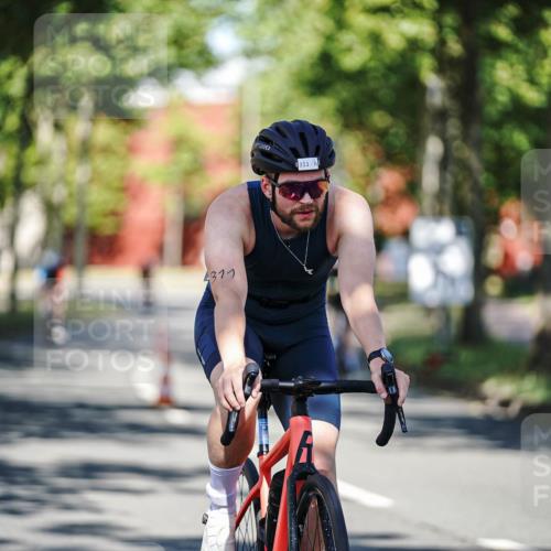 09.08.2026 - GEWOBA Citytriathlon Bremen Michael Burmester http://msf.ph/oto/9944119 09.08.2026 10:31:00 Radfahren 299, 311, 317, 320, 497 meine-sportfotos.de