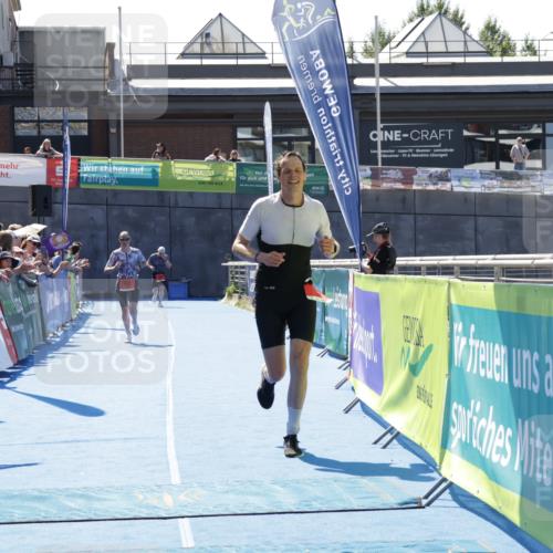 09.08.2026 - GEWOBA Citytriathlon Bremen Yannick Fuchs http://msf.ph/oto/9944133 09.08.2026 14:14:38 Ziel 728, 960 meine-sportfotos.de