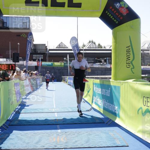 09.08.2026 - GEWOBA Citytriathlon Bremen Yannick Fuchs http://msf.ph/oto/9944135 09.08.2026 14:14:39 Ziel 728, 960 meine-sportfotos.de
