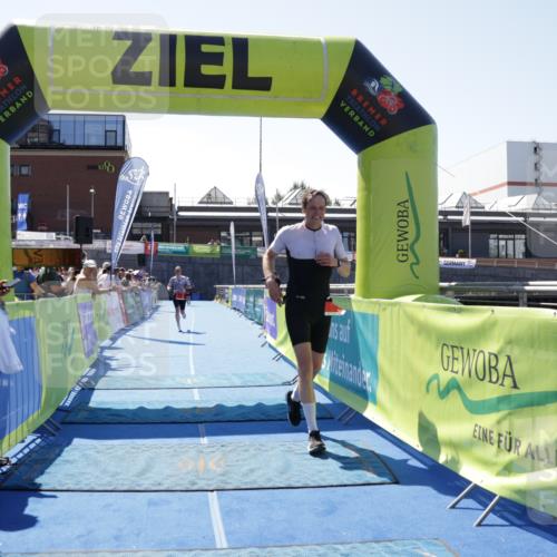 09.08.2026 - GEWOBA Citytriathlon Bremen Yannick Fuchs http://msf.ph/oto/9944139 09.08.2026 14:14:40 Ziel 728, 960 meine-sportfotos.de