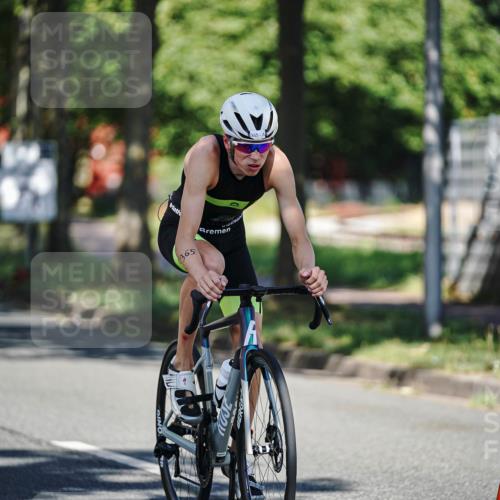 09.08.2026 - GEWOBA Citytriathlon Bremen Michael Burmester http://msf.ph/oto/9944158 09.08.2026 10:31:27 Radfahren 304, 365, 454, 472 meine-sportfotos.de