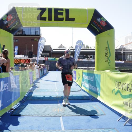 09.08.2026 - GEWOBA Citytriathlon Bremen Yannick Fuchs http://msf.ph/oto/9944169 09.08.2026 14:14:52 Ziel 703 meine-sportfotos.de