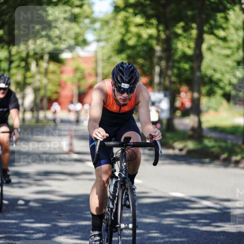 09.08.2026 - GEWOBA Citytriathlon Bremen Michael Burmester http://msf.ph/oto/9944194 09.08.2026 10:31:38 Radfahren 125, 288, 365, 397, 405, 430, 443, 458, 472 meine-sportfotos.de