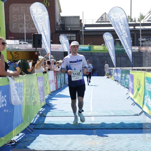 09.08.2026 - GEWOBA Citytriathlon Bremen Yannick Fuchs http://msf.ph/oto/9944215 09.08.2026 14:15:48 Ziel 1132 meine-sportfotos.de