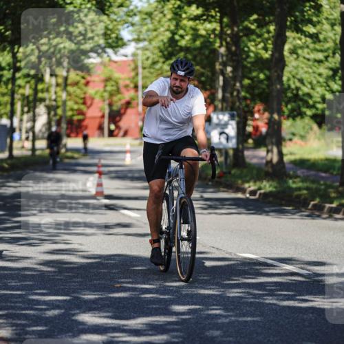 09.08.2026 - GEWOBA Citytriathlon Bremen Michael Burmester http://msf.ph/oto/9944216 09.08.2026 10:31:47 Radfahren 25, 125, 288, 337, 344, 397, 405, 430, 443, 458, 489 meine-sportfotos.de