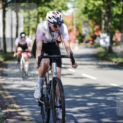 09.08.2026 - GEWOBA Citytriathlon Bremen Michael Burmester http://msf.ph/oto/9944221 09.08.2026 10:31:48 Radfahren 25, 125, 288, 337, 344, 397, 405, 430, 443, 458, 489 meine-sportfotos.de