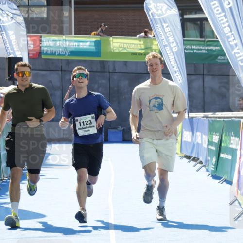 09.08.2026 - GEWOBA Citytriathlon Bremen Yannick Fuchs http://msf.ph/oto/9944244 09.08.2026 14:15:59 Ziel 875, 1123 meine-sportfotos.de
