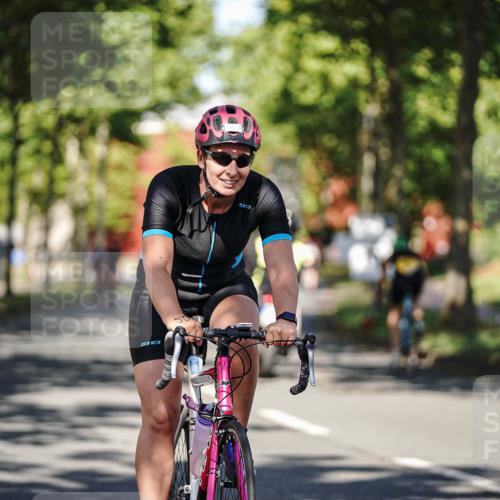 09.08.2026 - GEWOBA Citytriathlon Bremen Michael Burmester http://msf.ph/oto/9944256 09.08.2026 10:32:10 Radfahren 239, 456, 481, 482, 500 meine-sportfotos.de