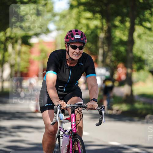 09.08.2026 - GEWOBA Citytriathlon Bremen Michael Burmester http://msf.ph/oto/9944258 09.08.2026 10:32:10 Radfahren 239, 456, 481, 482, 500 meine-sportfotos.de