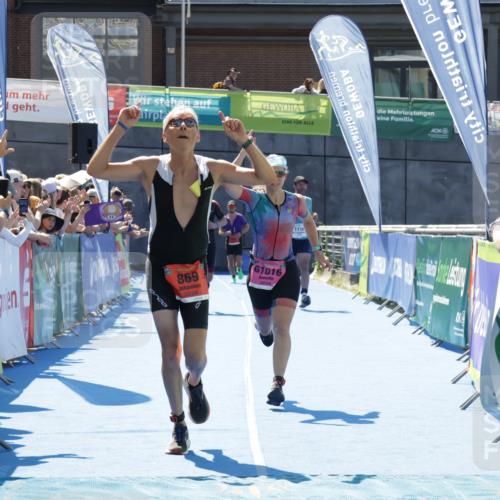 09.08.2026 - GEWOBA Citytriathlon Bremen Yannick Fuchs http://msf.ph/oto/9944283 09.08.2026 14:16:07 Ziel 639, 869, 1016, 1016, 1118 meine-sportfotos.de