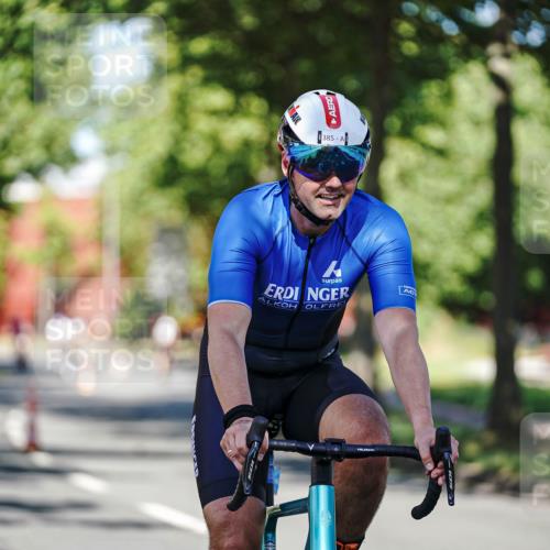 09.08.2026 - GEWOBA Citytriathlon Bremen Michael Burmester http://msf.ph/oto/9944302 09.08.2026 10:32:37 Radfahren 7, 39, 131, 303, 324, 374, 385, 515 meine-sportfotos.de
