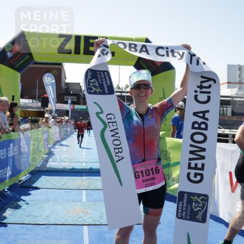 09.08.2026 - GEWOBA Citytriathlon Bremen Yannick Fuchs http://msf.ph/oto/9944339 09.08.2026 14:16:21 Ziel 654, 846 meine-sportfotos.de