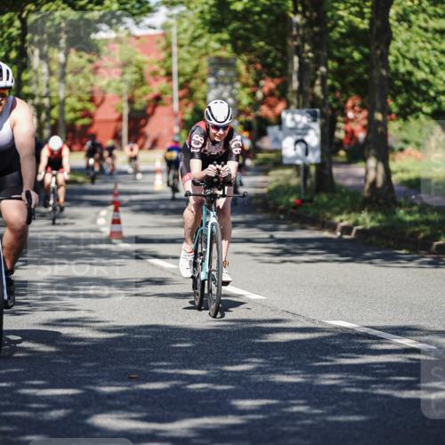 09.08.2026 - GEWOBA Citytriathlon Bremen Michael Burmester http://msf.ph/oto/9944343 09.08.2026 10:32:50 Radfahren 7, 303, 305, 324, 330, 353, 370, 374, 452, 503, 508, 515, 526 meine-sportfotos.de