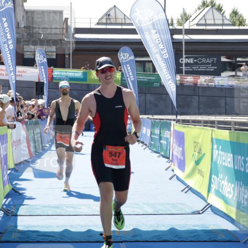 09.08.2026 - GEWOBA Citytriathlon Bremen Yannick Fuchs http://msf.ph/oto/9944352 09.08.2026 14:16:28 Ziel 547, 816, 846, 880, 901 meine-sportfotos.de