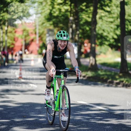 09.08.2026 - GEWOBA Citytriathlon Bremen Michael Burmester http://msf.ph/oto/9944358 09.08.2026 10:32:55 Radfahren 7, 173, 303, 305, 330, 353, 370, 419, 452, 457, 486, 493, 503, 508, 526 meine-sportfotos.de