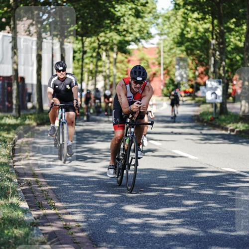 09.08.2026 - GEWOBA Citytriathlon Bremen Michael Burmester http://msf.ph/oto/9944374 09.08.2026 10:32:58 Radfahren 1, 103, 173, 305, 330, 353, 370, 413, 419, 452, 457, 486, 493, 503, 508, 526 meine-sportfotos.de