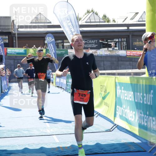09.08.2026 - GEWOBA Citytriathlon Bremen Yannick Fuchs http://msf.ph/oto/9944383 09.08.2026 14:16:37 Ziel 619, 645, 749, 901, 1125 meine-sportfotos.de
