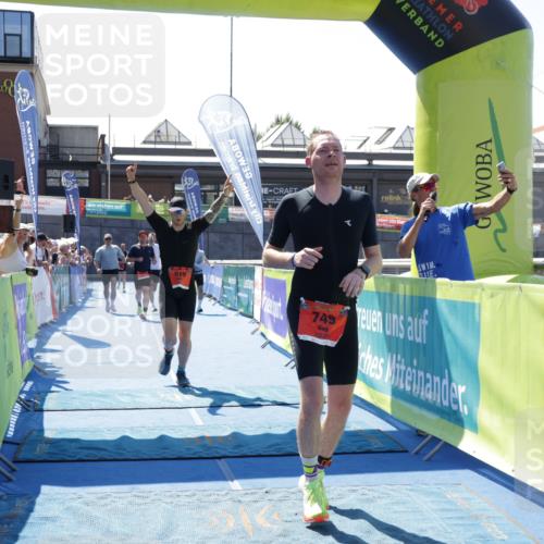 09.08.2026 - GEWOBA Citytriathlon Bremen Yannick Fuchs http://msf.ph/oto/9944385 09.08.2026 14:16:38 Ziel 619, 645, 749, 1125 meine-sportfotos.de