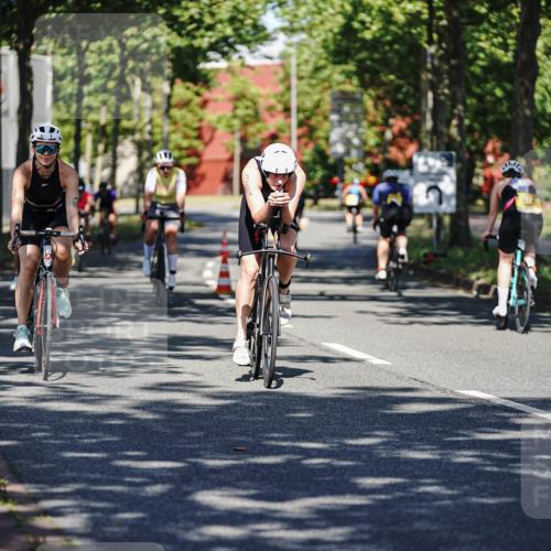09.08.2026 - GEWOBA Citytriathlon Bremen Michael Burmester http://msf.ph/oto/9944404 09.08.2026 10:33:06 Radfahren 1, 63, 83, 103, 173, 302, 353, 370, 413, 419, 453, 457, 483, 486, 493, 503, 526 meine-sportfotos.de