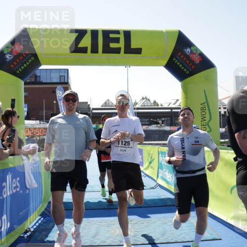 09.08.2026 - GEWOBA Citytriathlon Bremen Yannick Fuchs http://msf.ph/oto/9944410 09.08.2026 14:16:42 Ziel 619, 645, 835, 1125 meine-sportfotos.de