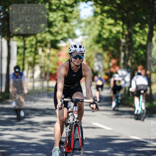 09.08.2026 - GEWOBA Citytriathlon Bremen Michael Burmester http://msf.ph/oto/9944411 09.08.2026 10:33:07 Radfahren 1, 63, 83, 103, 173, 302, 353, 413, 419, 453, 457, 483, 486, 493, 503, 526 meine-sportfotos.de