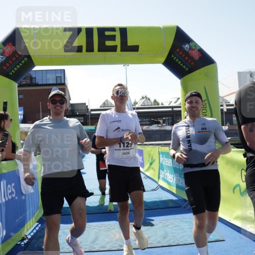 09.08.2026 - GEWOBA Citytriathlon Bremen Yannick Fuchs http://msf.ph/oto/9944412 09.08.2026 14:16:42 Ziel 619, 645, 835, 1125 meine-sportfotos.de