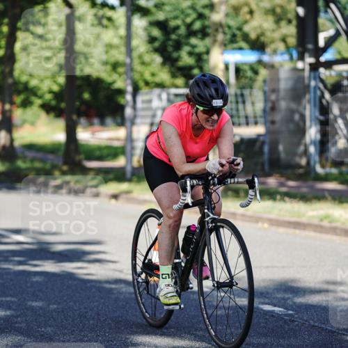 09.08.2026 - GEWOBA Citytriathlon Bremen Michael Burmester http://msf.ph/oto/9944424 09.08.2026 10:33:10 Radfahren 1, 63, 83, 103, 173, 302, 353, 413, 419, 453, 457, 483, 486, 493 meine-sportfotos.de