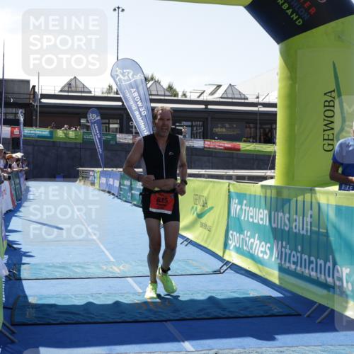 09.08.2026 - GEWOBA Citytriathlon Bremen Yannick Fuchs http://msf.ph/oto/9944425 09.08.2026 14:16:48 Ziel 835 meine-sportfotos.de