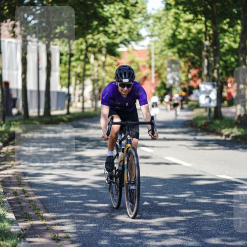09.08.2026 - GEWOBA Citytriathlon Bremen Michael Burmester http://msf.ph/oto/9944427 09.08.2026 10:33:11 Radfahren 1, 63, 83, 103, 173, 302, 413, 419, 453, 457, 483, 486, 493 meine-sportfotos.de