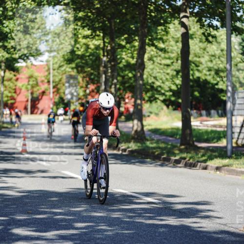 09.08.2026 - GEWOBA Citytriathlon Bremen Michael Burmester http://msf.ph/oto/9944434 09.08.2026 10:33:17 Radfahren 63, 83, 103, 177, 302, 410, 413, 453, 483, 484 meine-sportfotos.de