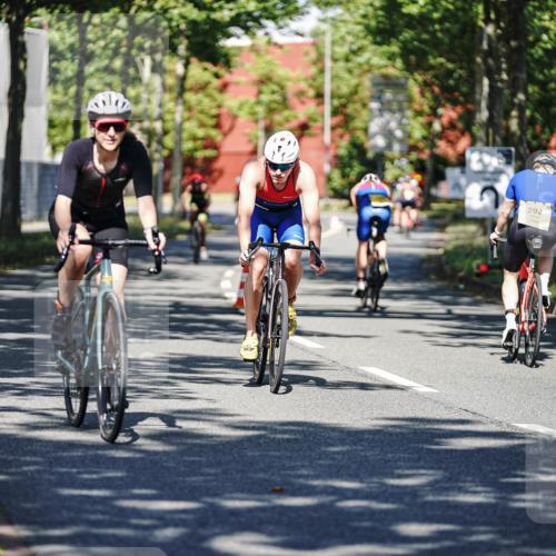 09.08.2026 - GEWOBA Citytriathlon Bremen Michael Burmester http://msf.ph/oto/9944449 09.08.2026 10:33:23 Radfahren 63, 177, 282, 285, 302, 331, 410, 433, 483, 484 meine-sportfotos.de