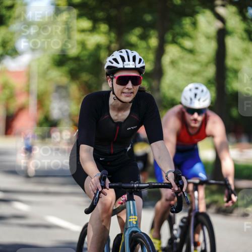 09.08.2026 - GEWOBA Citytriathlon Bremen Michael Burmester http://msf.ph/oto/9944456 09.08.2026 10:33:24 Radfahren 177, 282, 285, 302, 331, 410, 433, 483, 484 meine-sportfotos.de