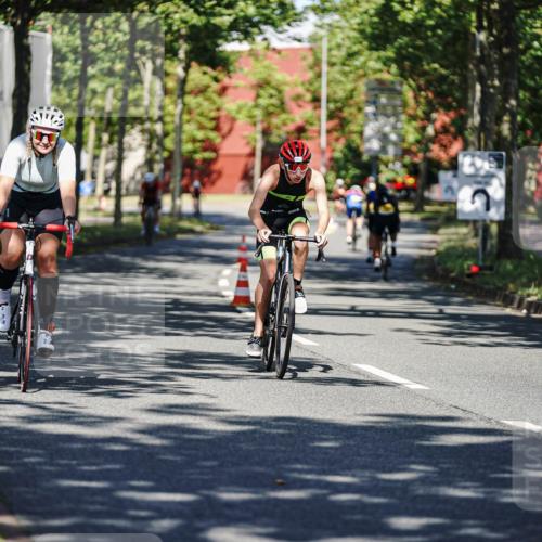 09.08.2026 - GEWOBA Citytriathlon Bremen Michael Burmester http://msf.ph/oto/9944460 09.08.2026 10:33:27 Radfahren 177, 282, 285, 331, 410, 433, 484 meine-sportfotos.de
