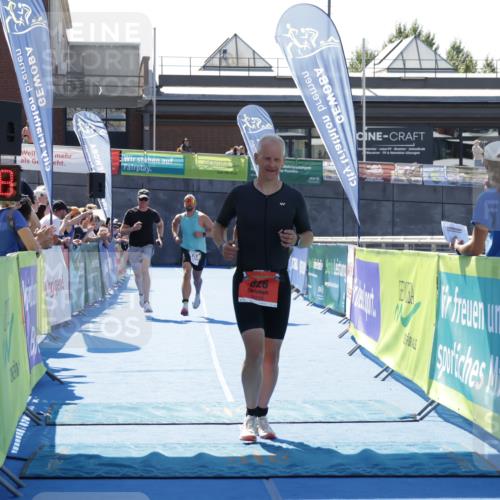 09.08.2026 - GEWOBA Citytriathlon Bremen Yannick Fuchs http://msf.ph/oto/9944476 09.08.2026 14:18:00 Ziel 826, 1117 meine-sportfotos.de